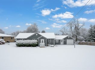 110 Oakville Rd, Beaver Falls, PA 15010