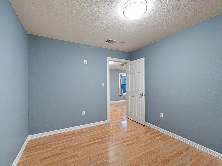 7815 Harding St #B — Photo 20