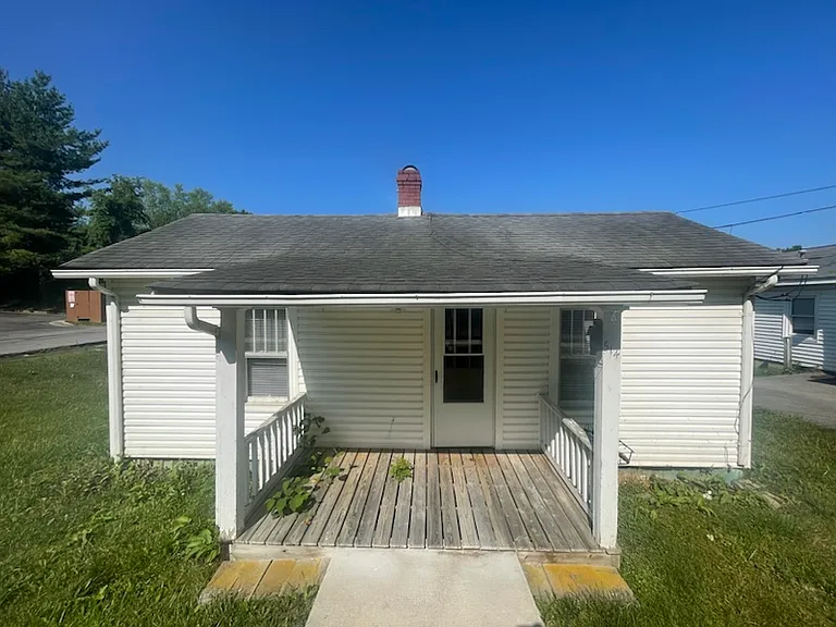 514 Harrell St — Photo 3