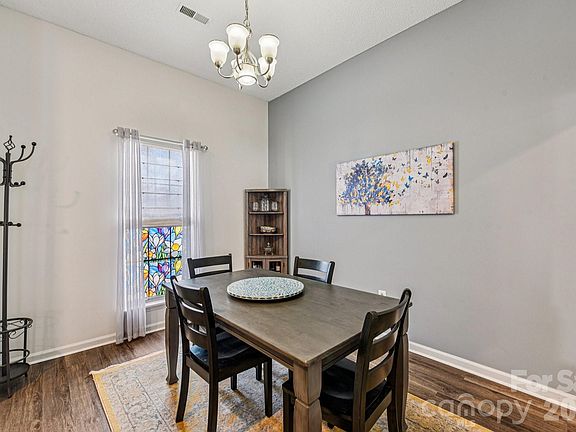 5th image of 5719 Becton Park Dr