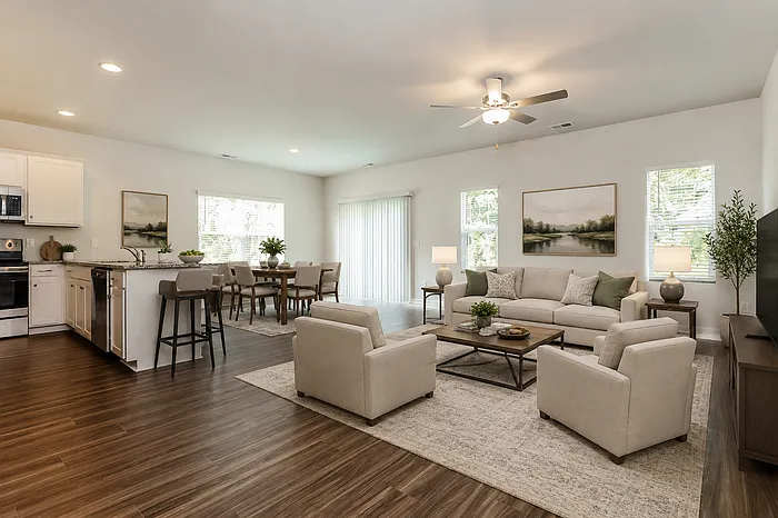 257 Clydesdale Cir — Photo 4