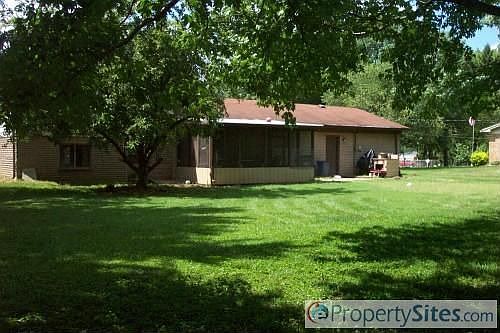 5th image of 4917 Beech Dr