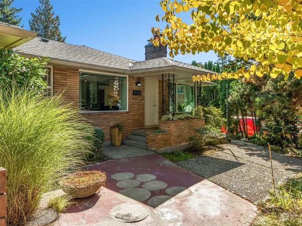 9506 17th Avenue NW, Seattle, WA 98117