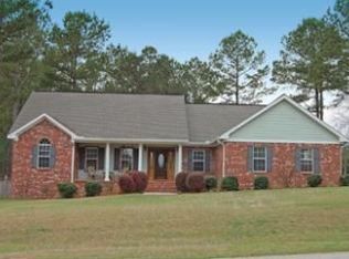 141 Red Roan Rd, Hattiesburg, MS 39402