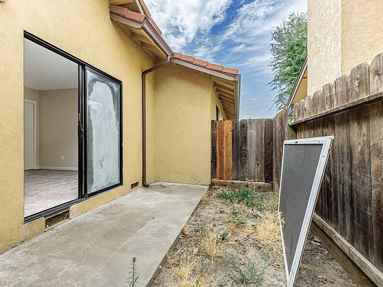 3521 Akeby Dr — Photo 22