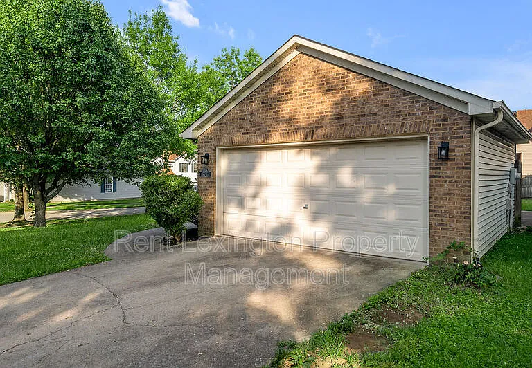 660 Morgan Hills Dr — Photo 37