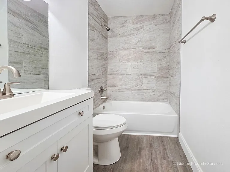 711 SW 75th St #106 — Photo 32