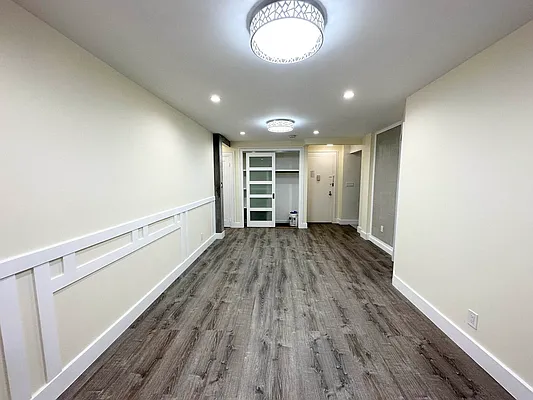 Rented by Bruma Realty LLC | media 20