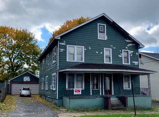 318 W Main St, Johnstown, NY 12095