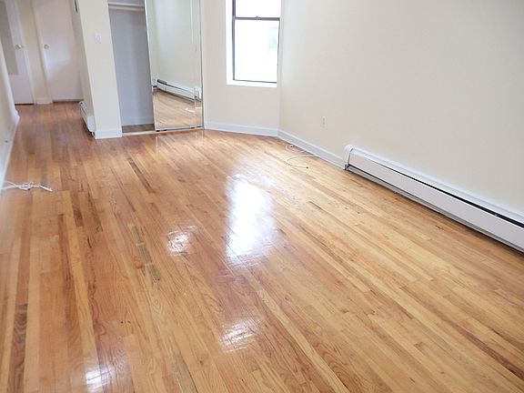 3rd image of 601 10th Ave APT 5D