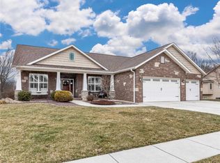 8805 Wendell Creek Dr, Saint Jacob, IL 62281
