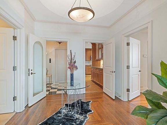 3rd image of 1242 N Lake Shore Dr #26
