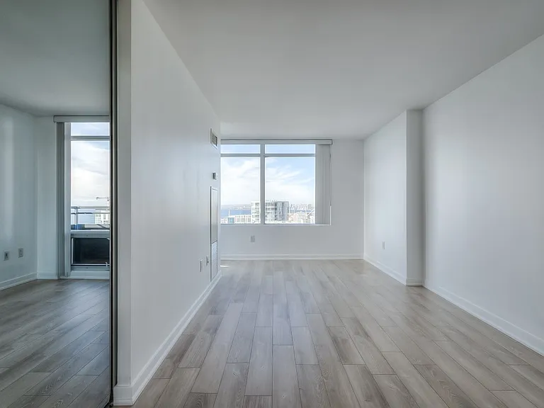 25 Telegram Mews #5308 — Photo 3