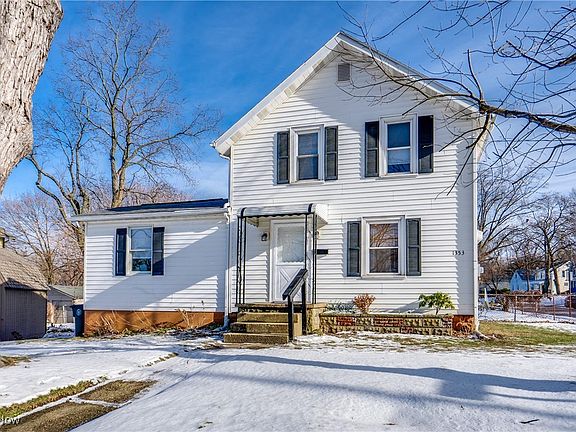 2nd image of 1353 Gorge Blvd