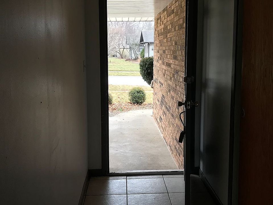 2355 Coach And Surrey Ln, Aurora, IL 60506 Zillow