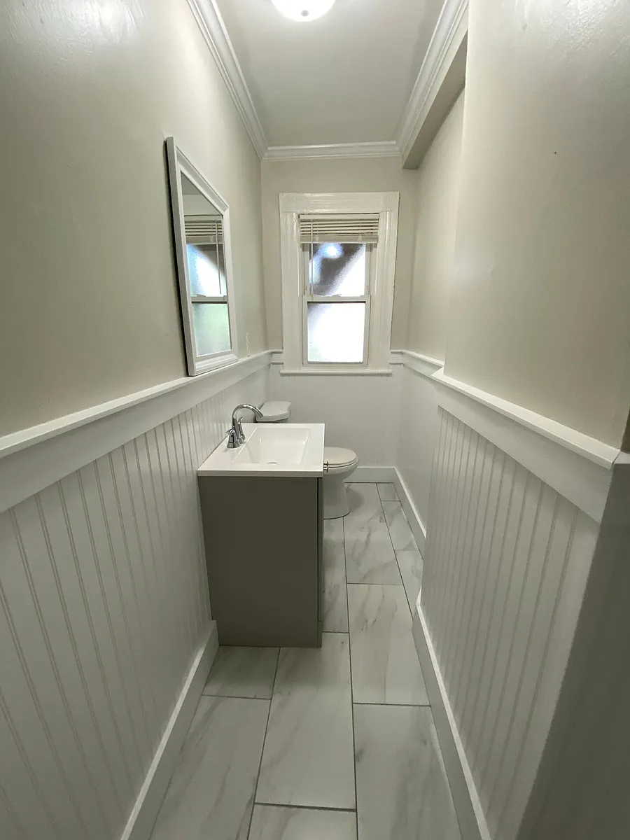 Building Photo - 1516 Pembroke St #2
