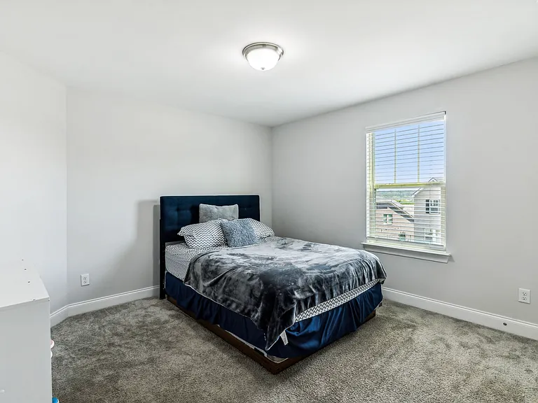 5533 Mulligan Ct — Photo 15