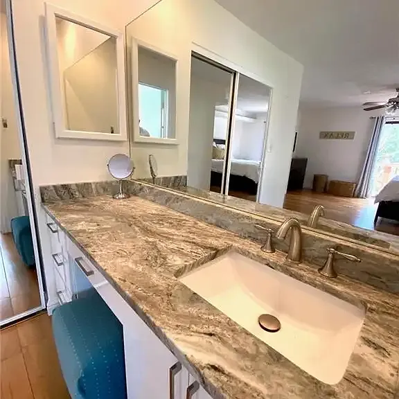 5705 Fox Hollow Dr — Photo 29