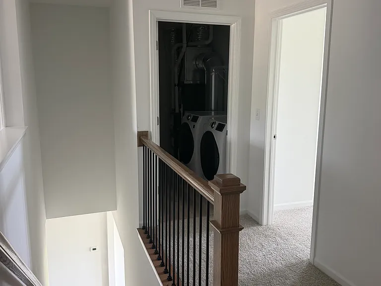1019 Shagbark Ln #1019 — Photo 6
