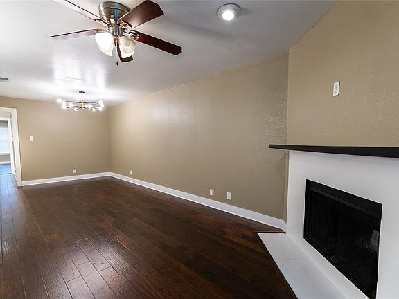 3rd image of 4777 Cedar Springs Rd APT 8D
