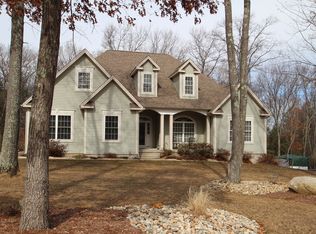 43 Crystal Ridge Dr, Ellington, CT 06029