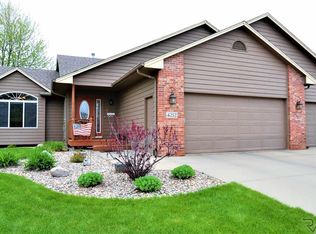 4212 E 38th St, Sioux Falls, SD 57103