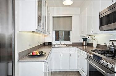 4th image of 3 E 71st St APT 5D