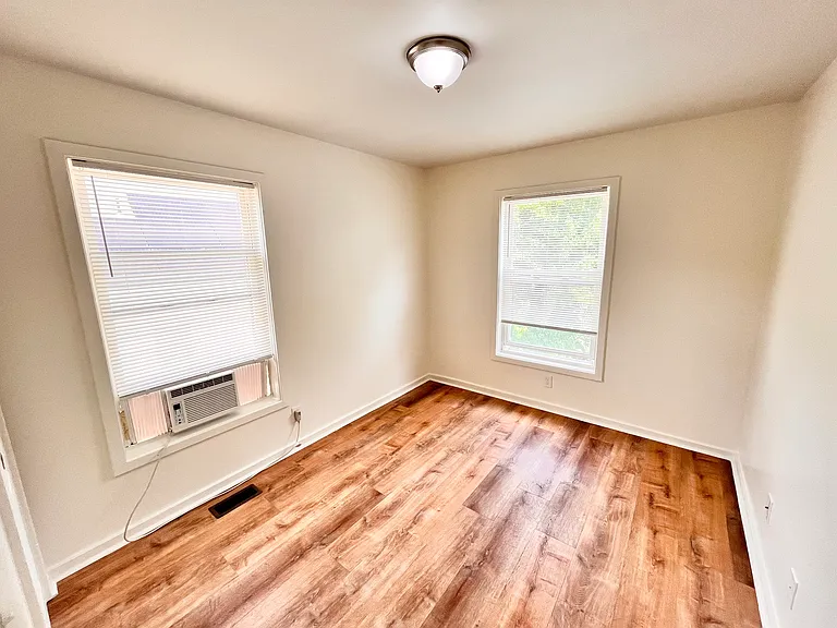 119 Bassett St #2B — Photo 16