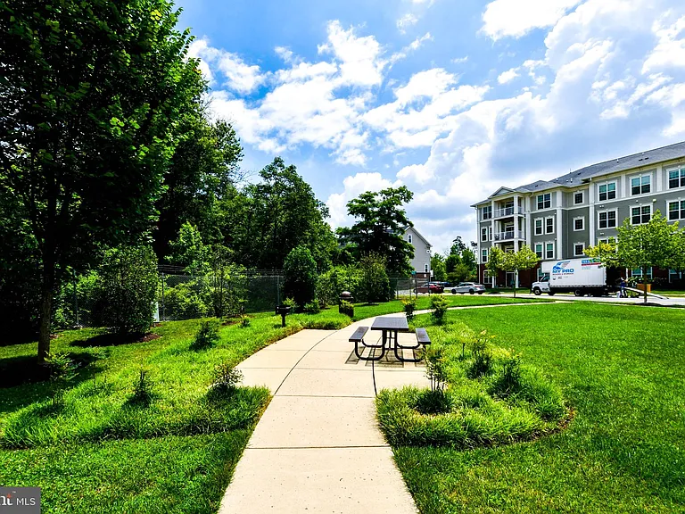 3910 Doc Berlin Dr #13 — Photo 41