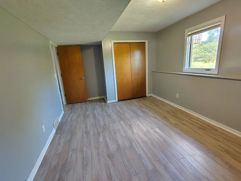 4th bedroom in basement