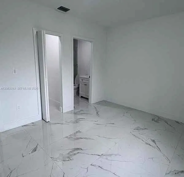 2100 NW 102nd St — Photo 11