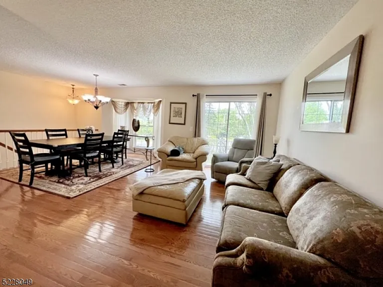 209 Strull Ct — Photo 7