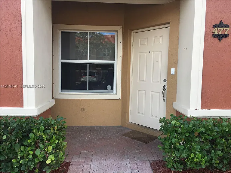 11528 NW 60th Ter #477 — Photo 3