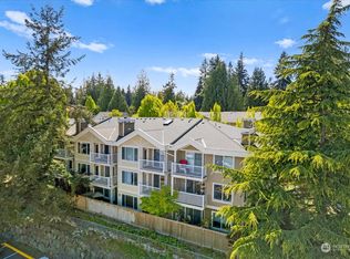 937 N 200th St #B302, Seattle, WA
