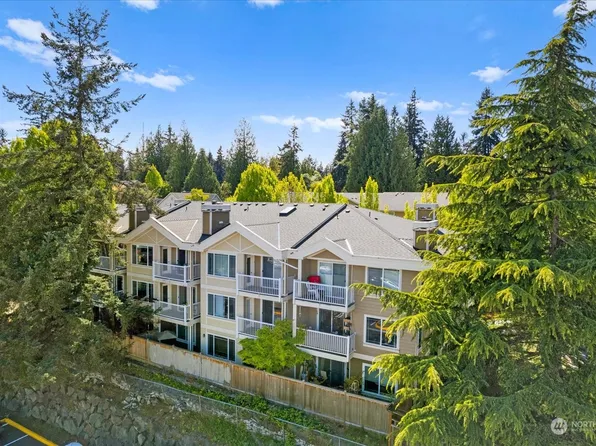 937 N 200th Street #B302, Shoreline, WA 98133