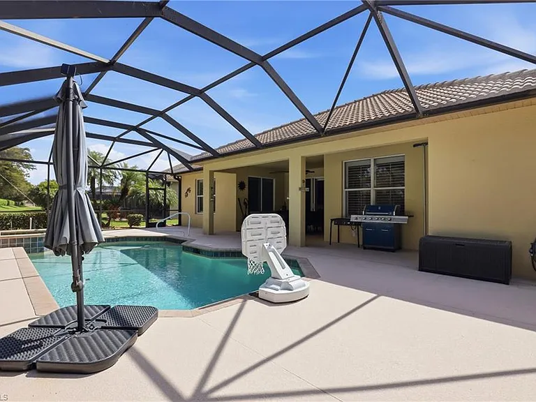 13818 Farnese Dr — Photo 36