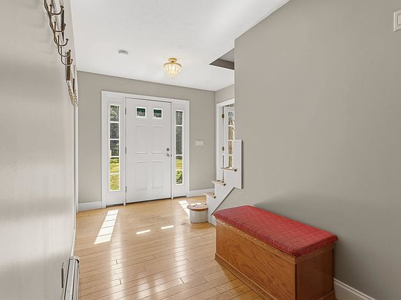 3rd image of 17 Stanley Pond Drive