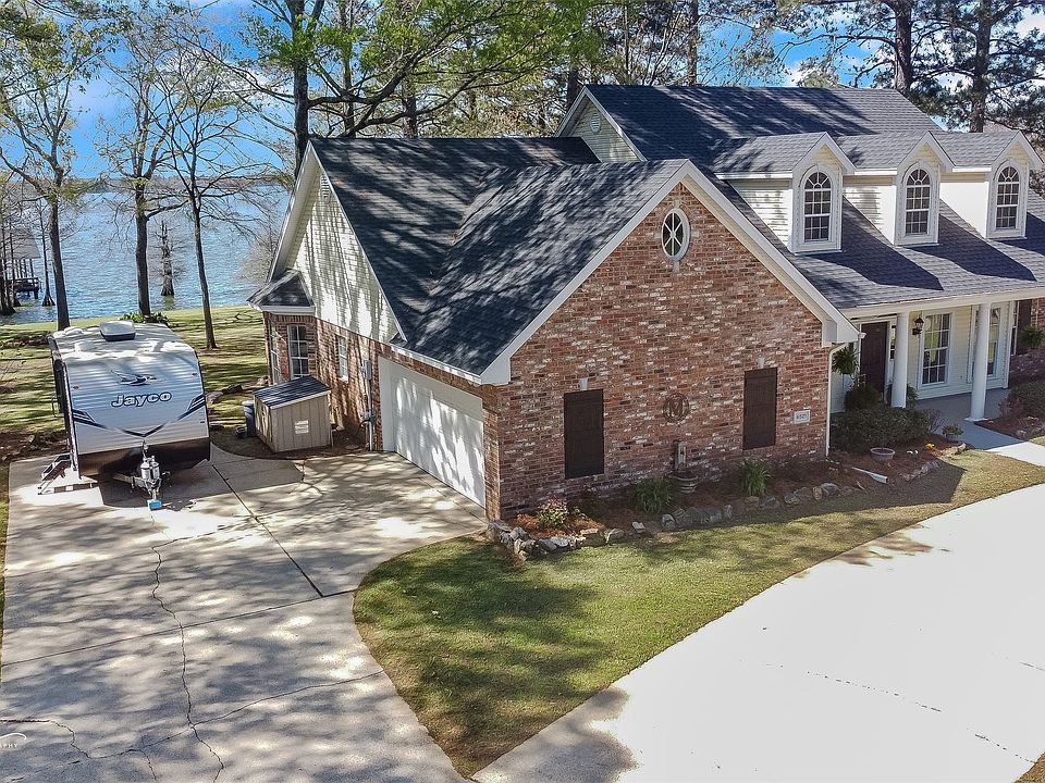 1st image of 6521 N Lakeshore Dr
