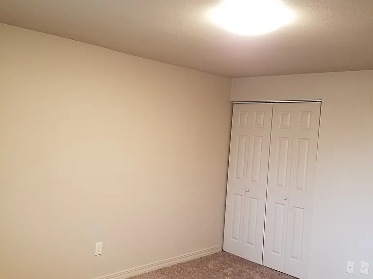 Peterson Park Apartments — Photo 15