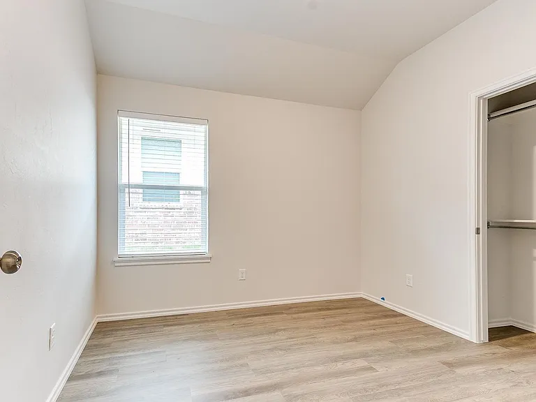 3801 Franks Way — Photo 17