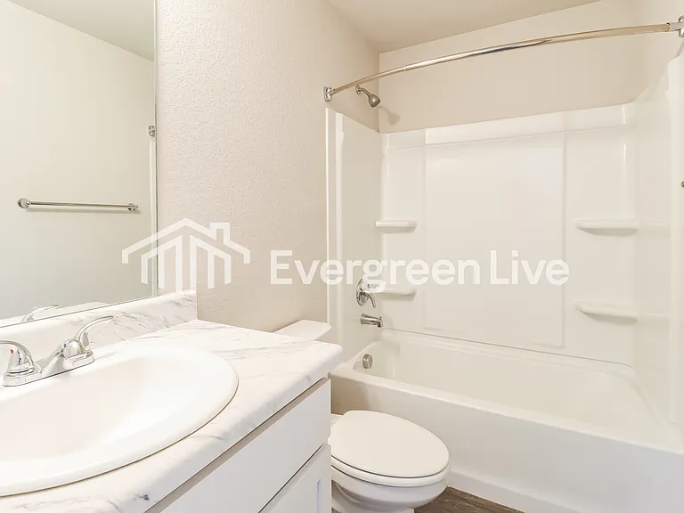 17 Dobbin Dr — Photo 10