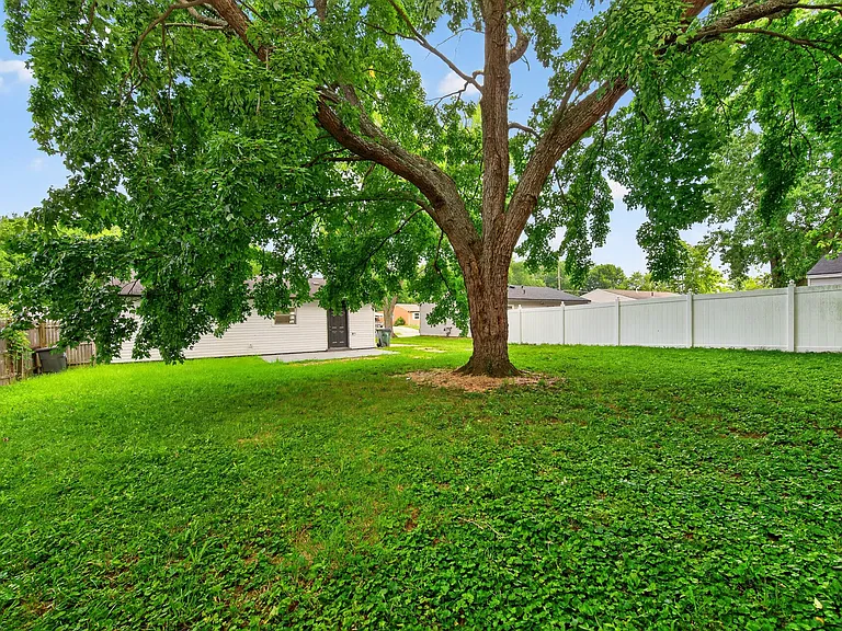 3455 Redskin Dr — Photo 30