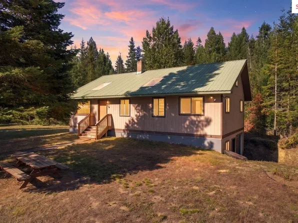 351 Lost Creek Ln, Priest River, ID 83856