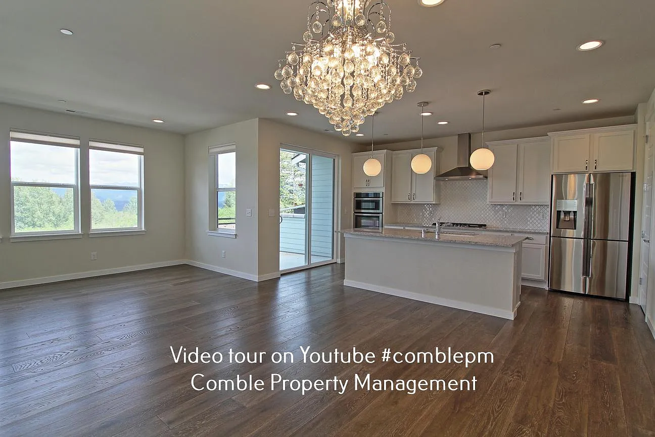 4 bed, 2629 sqft, $3,950 — Photo 3