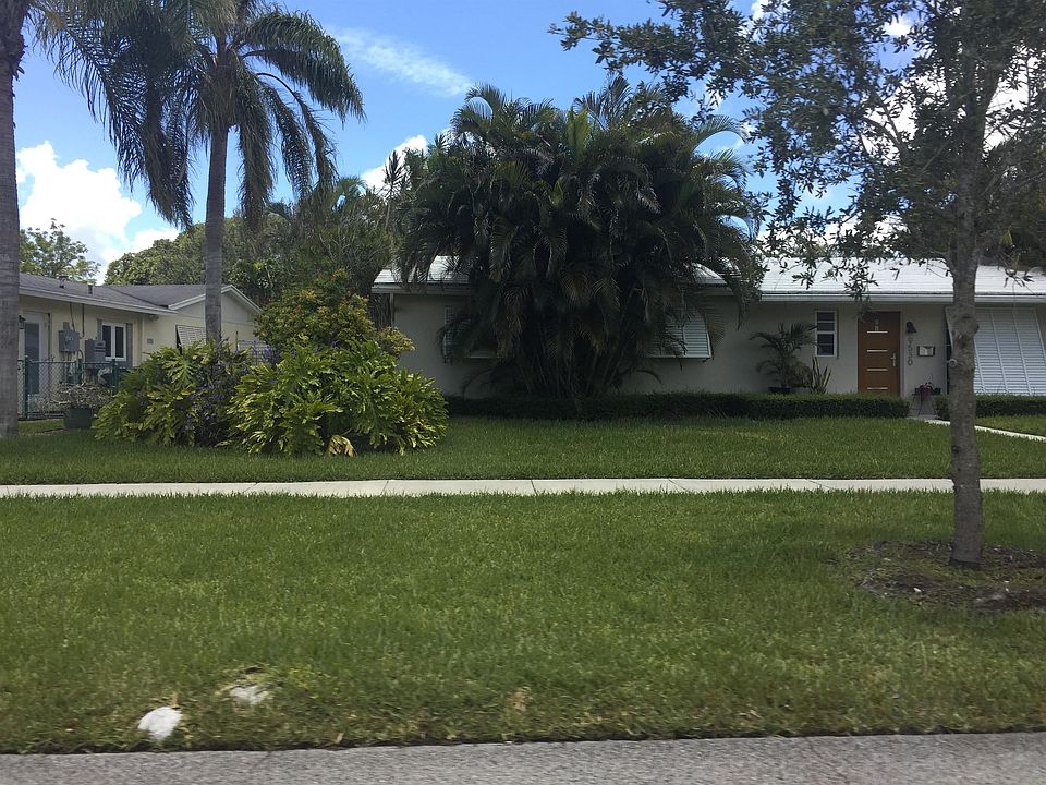 2nd image of 9530 SW 187th St
