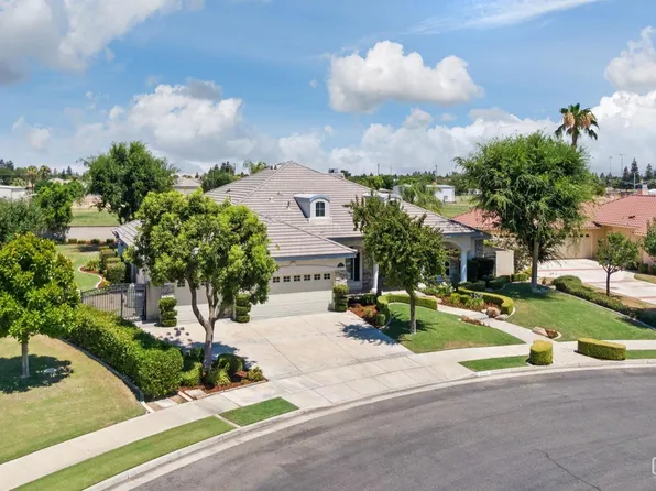 1314 Broxbourne Dr, Bakersfield, CA 93312