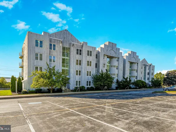 5213 Le Parc Dr #48, Wilmington, DE 19809