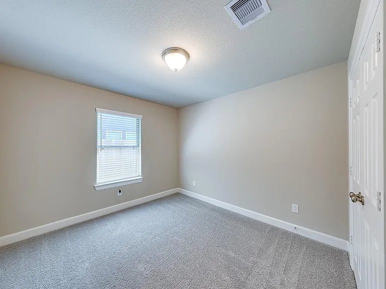 11913 Briarwood Hill Way — Photo 16