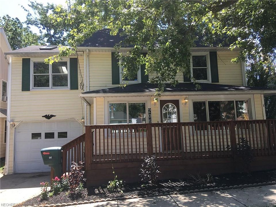 1st image of 206 New St