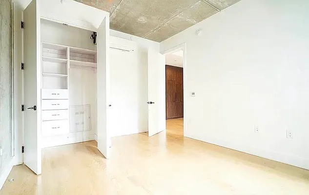 Bedroom, photo 3